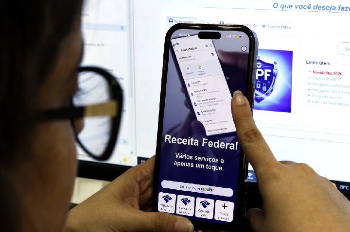 A um dia do fim do prazo, 5,1 milhões não enviaram declaração do IR