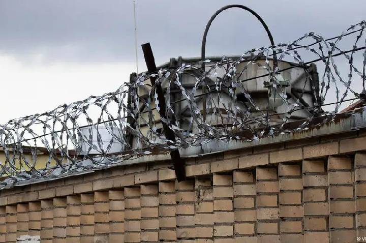 Alistamento de presidiários esvazia prisões russas