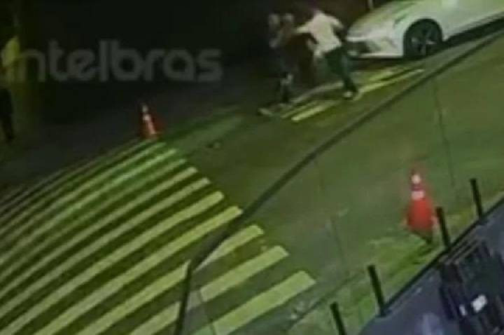 Após passar mal, passageiro é morto a facadas por motorista de app