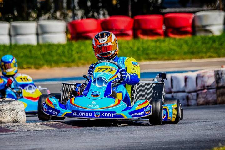 Bruno de Sá comemora bela vitória na Shifter Sênior após corridas de recuperação na Copa São Paulo Granja Viana de Kart