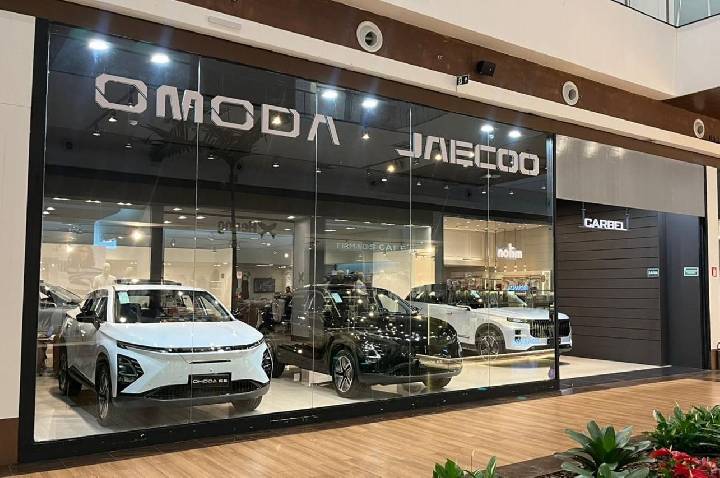 Carbel Omoda Jaecoo inaugura loja conceito no Uberlândia Shopping