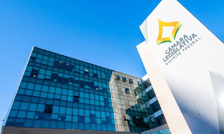 Caso na CLDF reforça alerta sobre monitoramento digital
