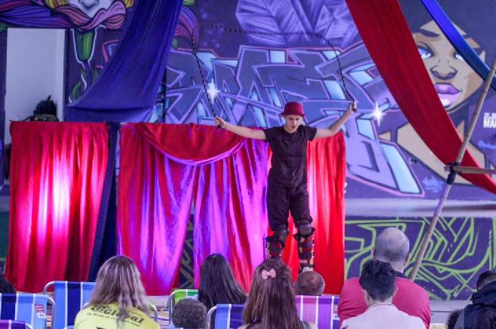 Cia. Salto Alto estreia 