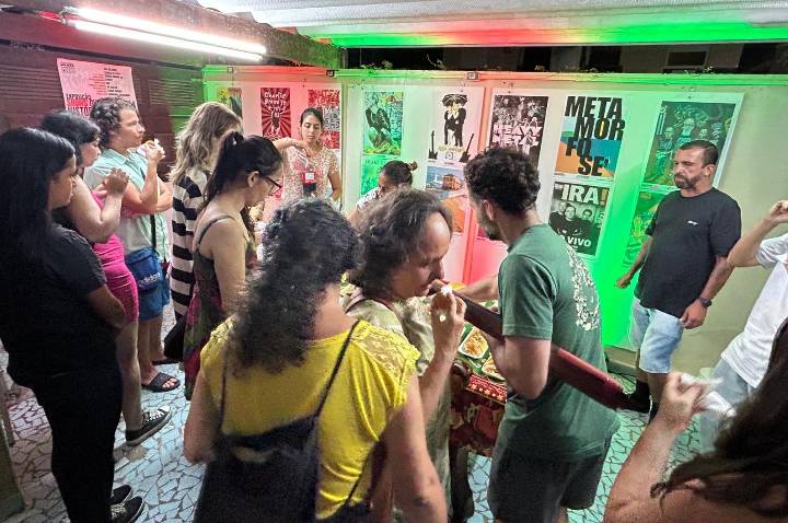 CineZen Natalino encerrou o ano com casa cheia, ação solidária e celebração da cultura em Santos