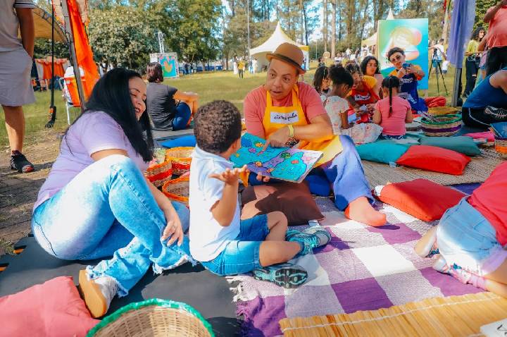 Circuito Sesc de Artes leva alegria, brincadeiras e diversão ao Parque Chácara Silvestre, em São Bernardo