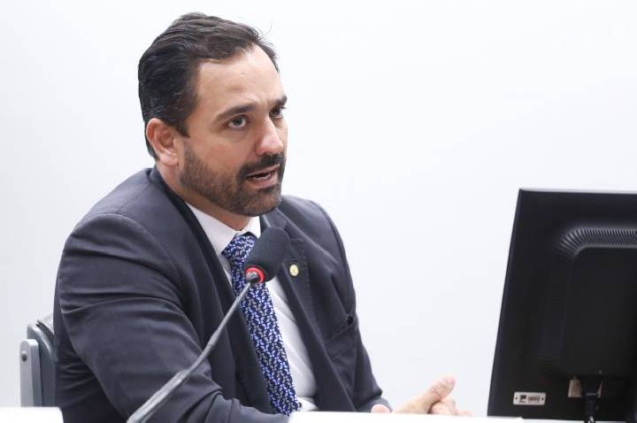 Comissão aprova projeto que prevê desconto na tarifa de ônibus para famílias carentes de áreas rurais