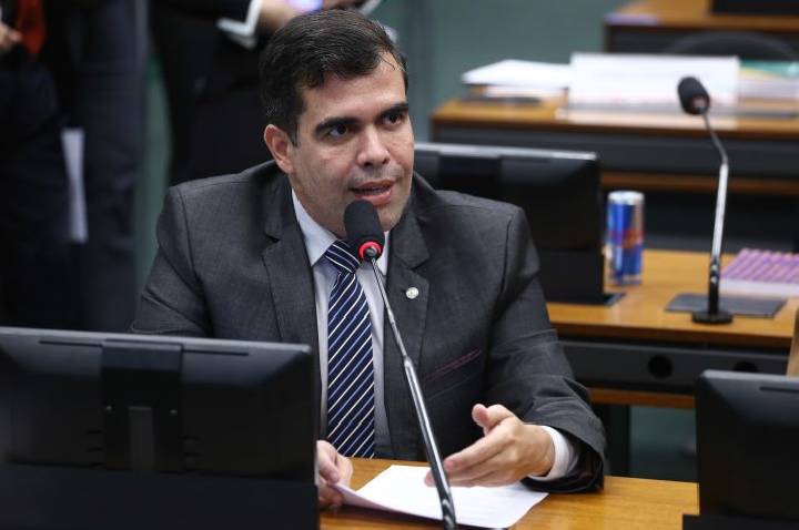 Comissão aprova regulamentação do acúmulo de funções de motorista e cobrador