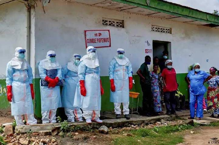 Como os cortes de Trump podem ter agravado o surto de ebola