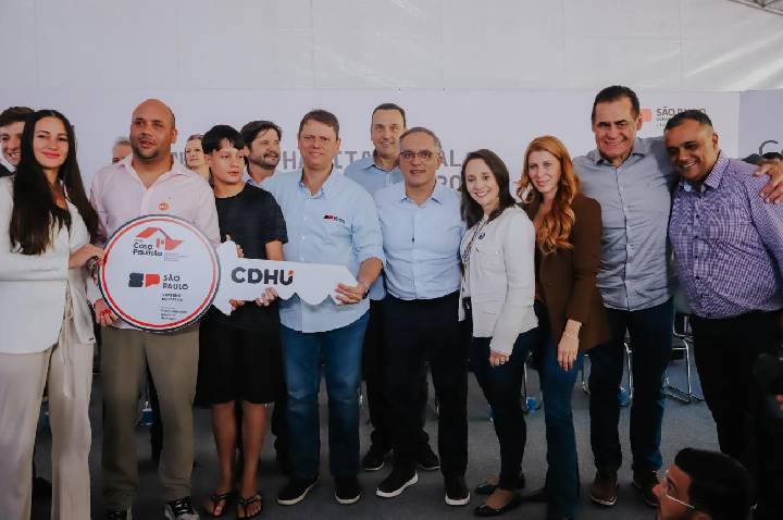 Entrega de 236 apartamentos no Complexo do Areião, em São Bernardo, marca avanço da urbanização integrada na região