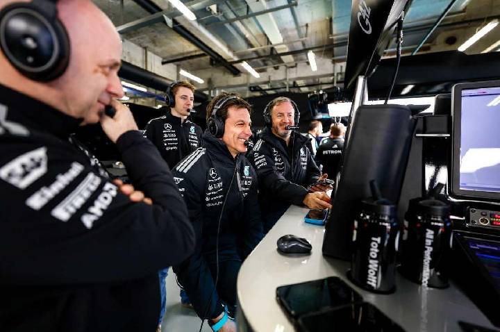 Equipe de Fórmula 1 Mercedes-AMG PETRONAS adota TeamViewer ONE para Gestão Autônoma de Endpoints