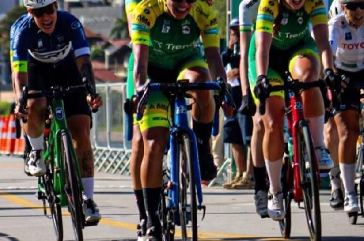 Equipe de Santos brilha na abertura da Copa Brasil de Paraciclismo