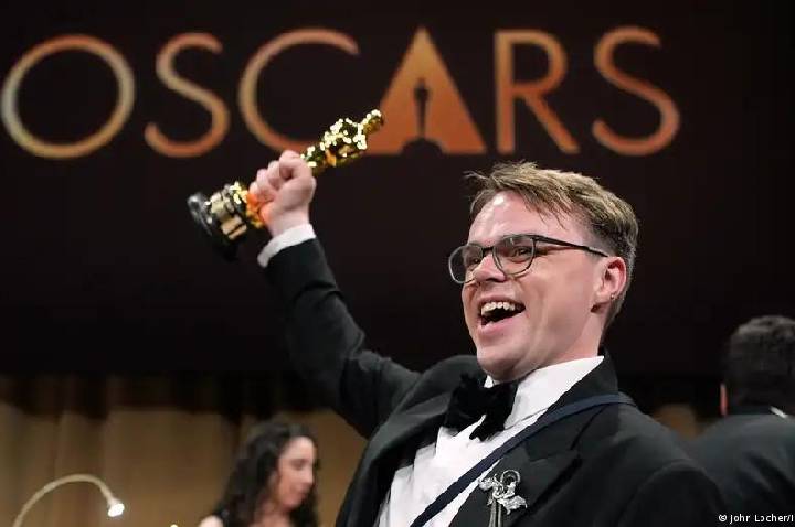 Estatueta do Oscar extraviada é encontrada pela Lufthansa