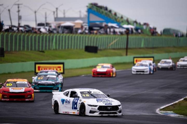 Estreantes encaram o primeiro mergulho na NASCAR Brasil e traduzem o impacto de chegar ao grid