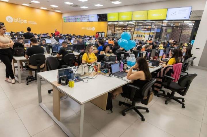Finza participa da Fispal Food Service 2026 ao lado da Blips e reforça atuação no setor food service