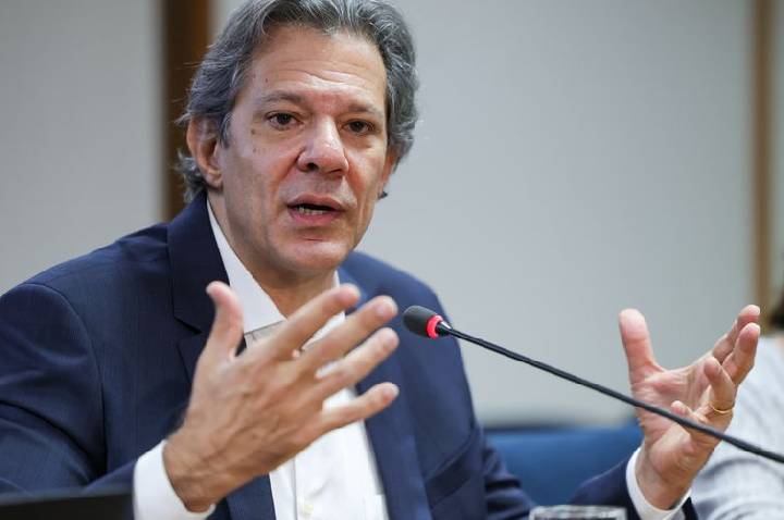 Haddad pede cooperação na segurança com RJ após decisão do STJ