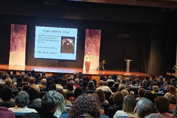 Nova Acrópole promove Semana sobre Filosofia, Ciência e Arte