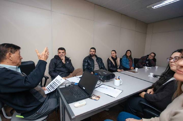 'O Conecta Professor me permitiu sonhar', diz educador da rede municipal de São Bernardo que fará intercâmbio em Portugal