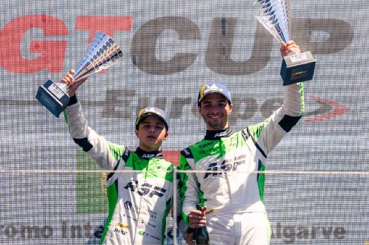 Pipo Massa encerra participação na GT Cup Europe com segundo lugar em Portimão