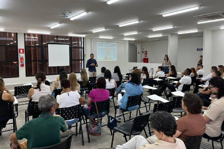 Prefeitura realiza capacitação sobre controle de receituário para drogarias