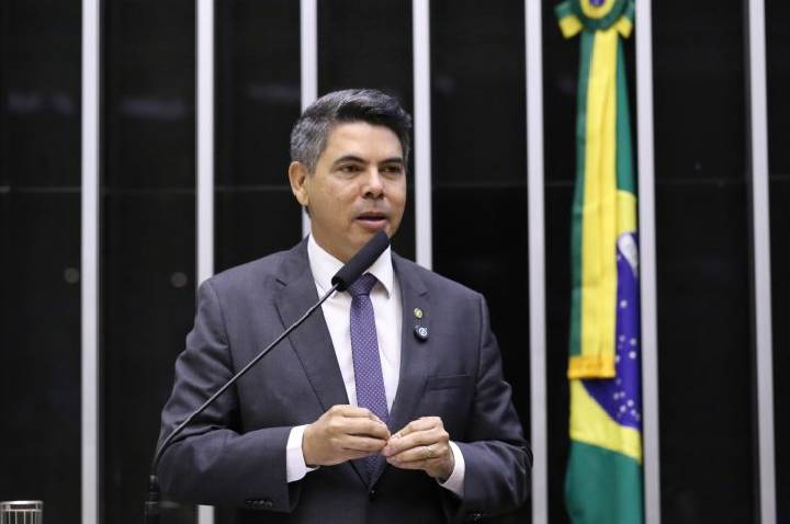 Projeto aumenta as penas para a reincidência nos crimes de roubo e extorsão