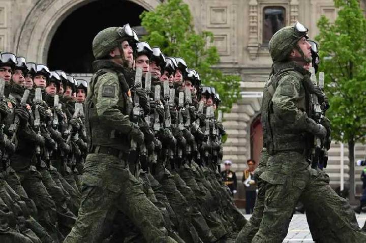 Rússia abate dívidas de recrutas na guerra contra a Ucrânia