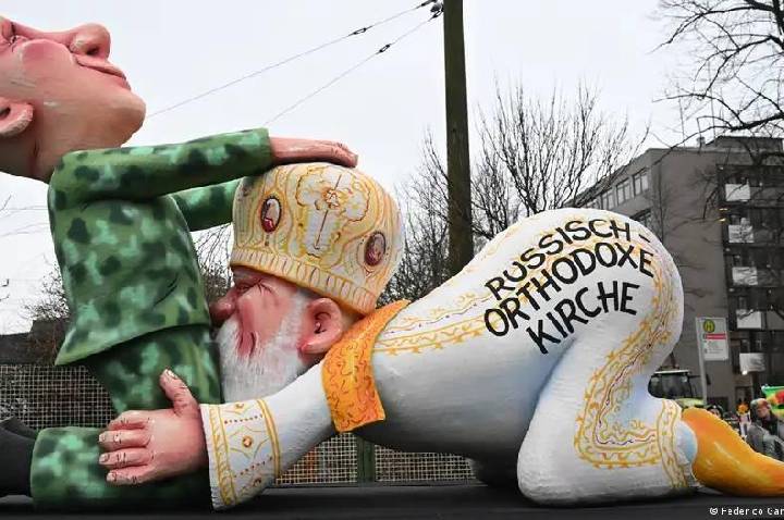 Rússia condena carnavalesco alemão por alegoria anti-Putin