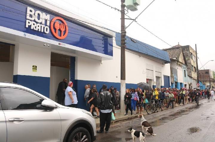 Sede do Bom Prato Mercado é inaugurada e passa a atender em novo endereço no Centro de Santos