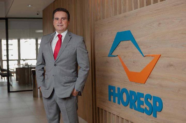 Selo Carbono Neutro: Fhoresp dá início a programa inédito de compensação de crédito para hotéis, bares e restaurantes