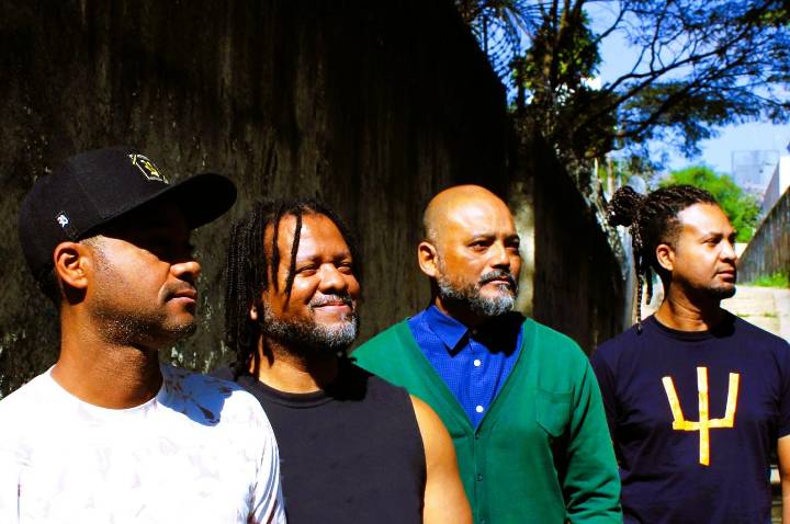 SESI Santos apresenta o show “Batuqueiro Rei”, com o Coletivo Mutum, dia 09 de maio (sábado), às 17h