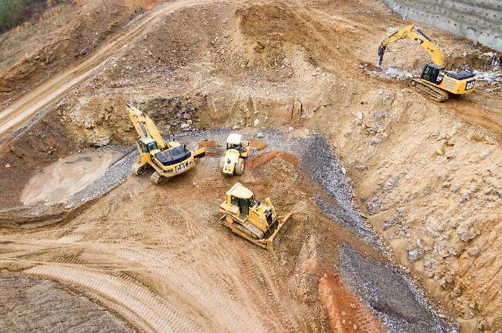 Superpotências investem em minerais críticos no Brasil