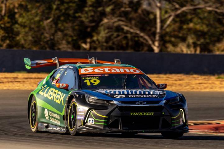 Time Lubrax aposta no conhecimento do Velocitta para desempenhar bem nas duas próximas etapas da Stock Car