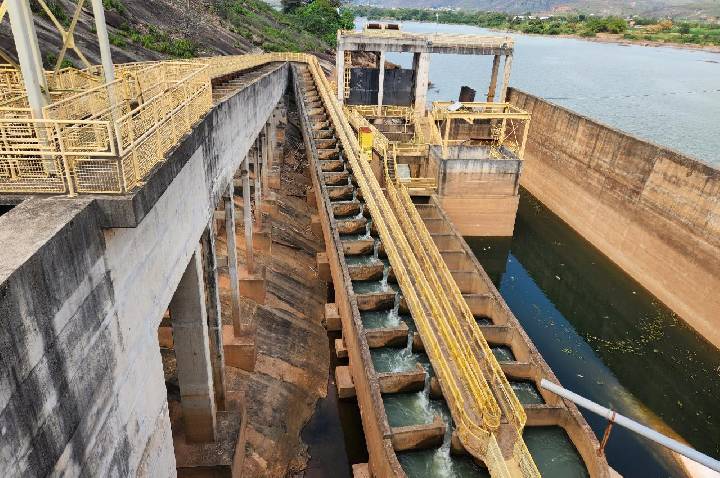 Trânsito na barragem da Usina de Aimorés será temporariamente interrompido para manutenção no vertedouro