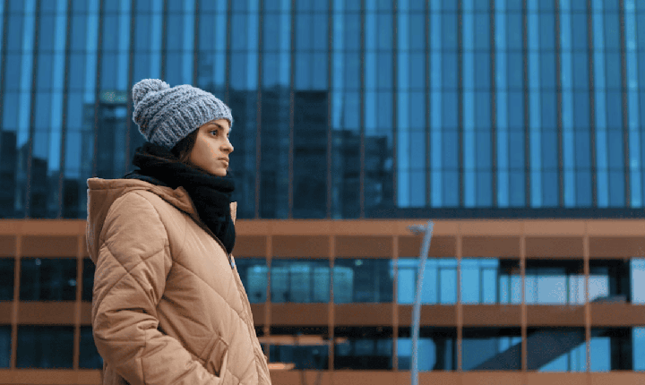 Varejo de moda feminina aquece com chegada do inverno 2026