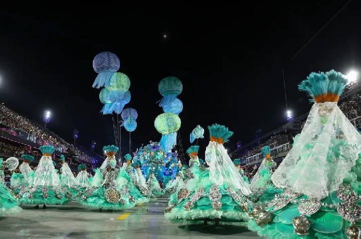 Veja a ordem dos desfiles das escolas de samba do Rio