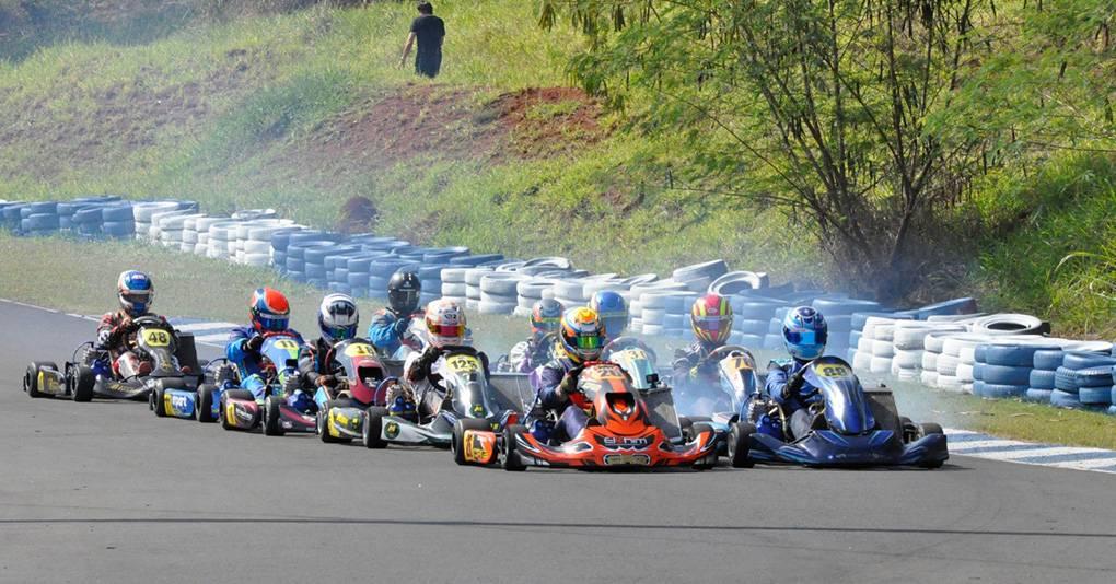 Paranaense Light de Kart terá a decisão sábado em Londrina