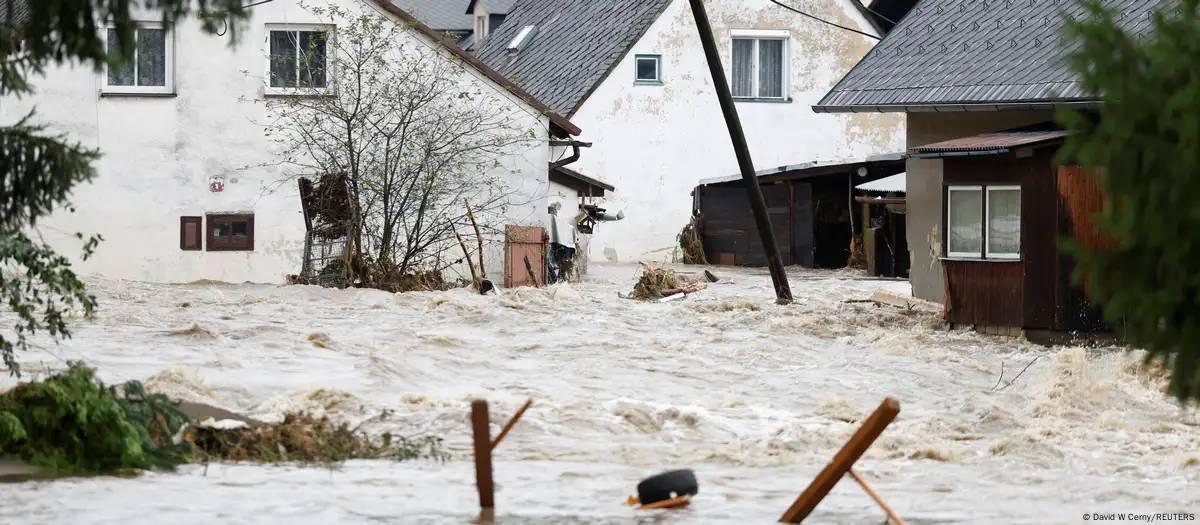 Tempestade Boris deixa rastro de destruição na Europa