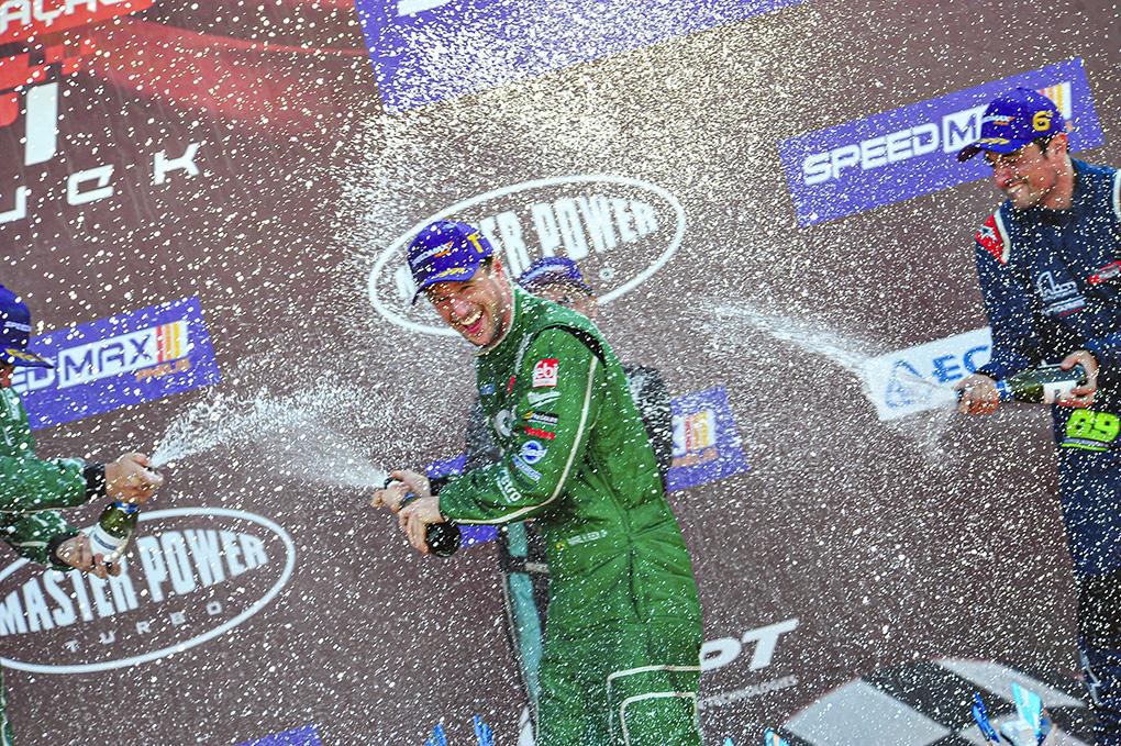 Gaúchos dominam a Fórmula Truck no Uruguai