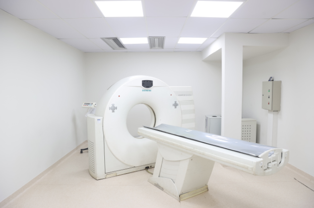 Prefeitura instala tomógrafo no Anexo do Hospital Municipal e amplia capacidade de realização de exames