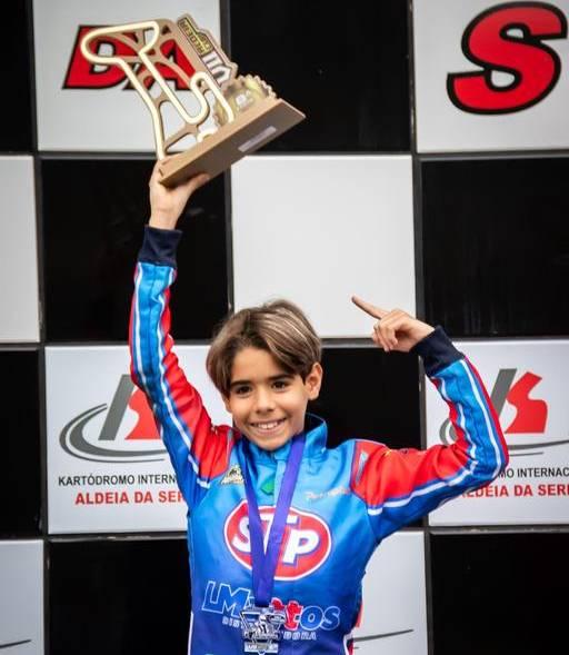 Rafael Guimarães domina sob chuva e vence as duas baterias na V11 Aldeia Cup