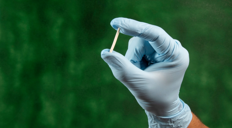 Anvisa proíbe implantes hormonais para fins estéticos