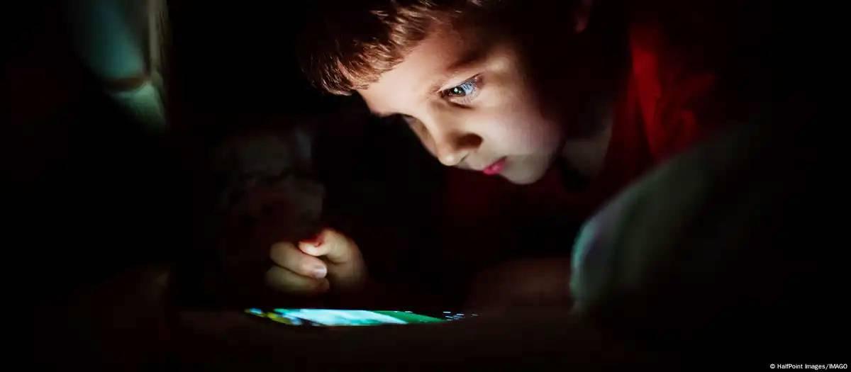 Austrália quer proibir redes sociais para menores de 16 anos