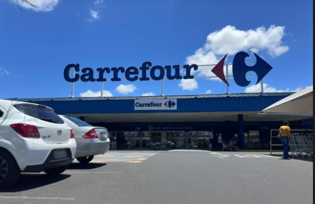 Carrefour confirma demissão de mais de 2 mil funcionários até o final de 2024