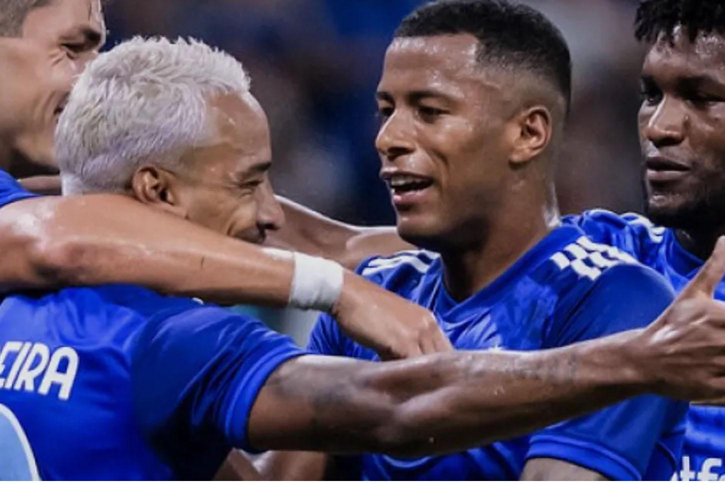 Cruzeiro brilha em sua volta à Superliga e assume a liderança