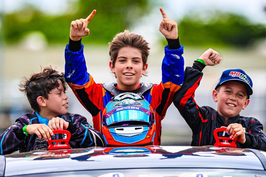 Francisco Rocha faz ultrapassagem épica e conquista título da Mini Max