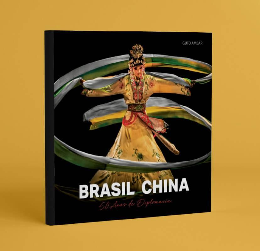 Livro sobre os 50 anos das relações Brasil-China é lançado em São Paulo
