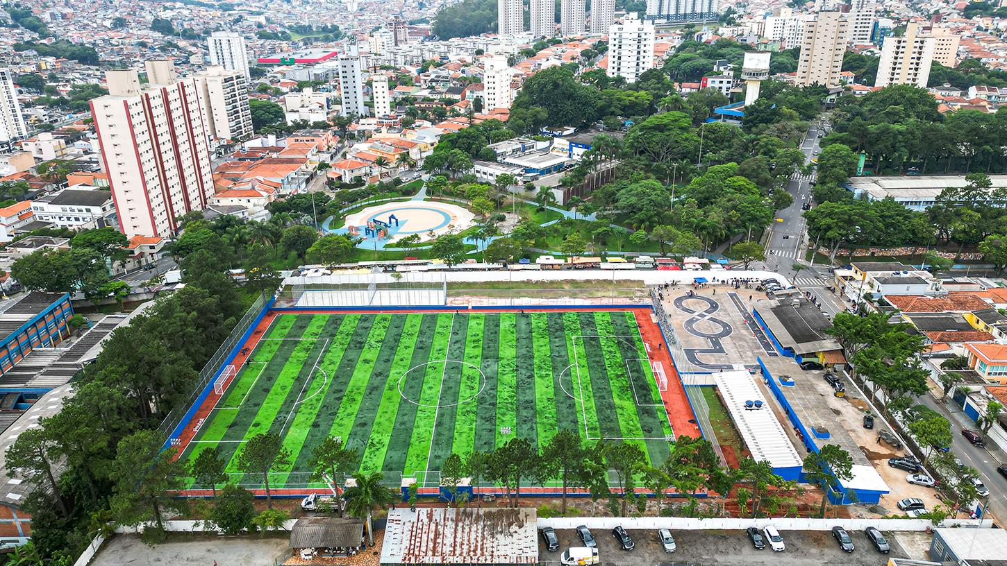 No Nova Petrópolis, prefeito Orlando Morando entrega a modernização do 12º campo de futebol da cidade