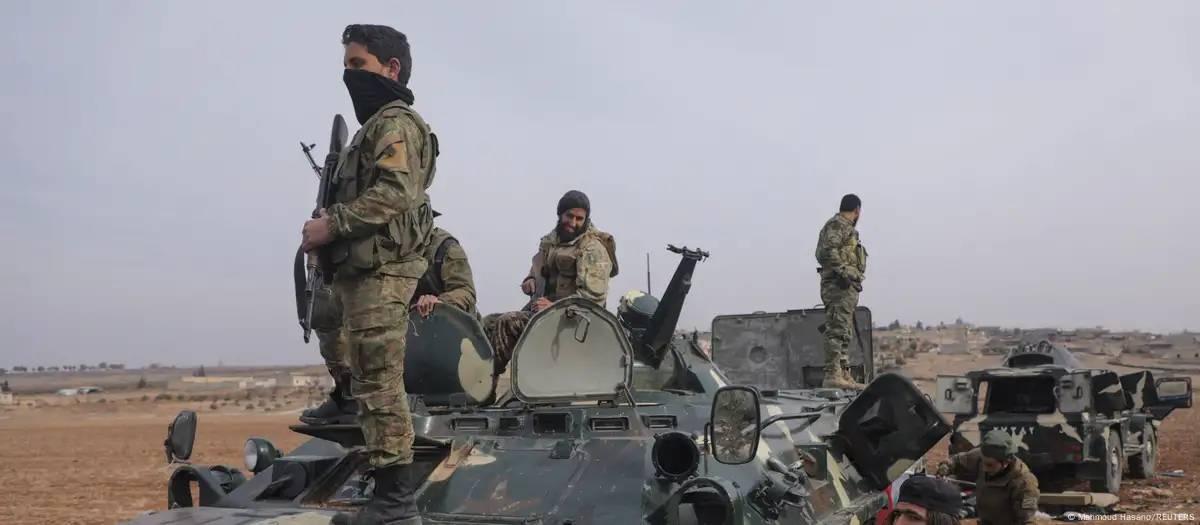 Tropas de Assad recuam diante de avanço de rebeldes na Síria