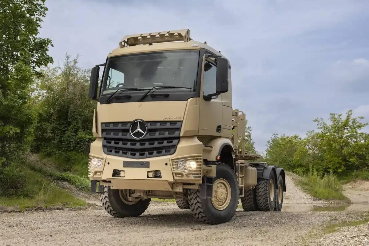 Divisão de caminhões militares da Daimler espera crescimento em 2025