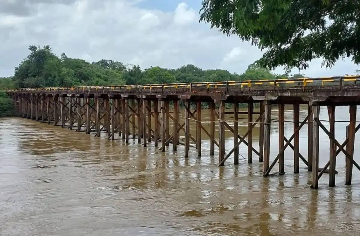 DNIT restringe tráfego de caminhões nas rodovias BR-210 e BR-156 no Amapá