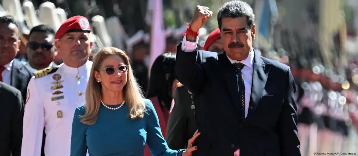 Maduro assume 3° mandato consecutivo como presidente